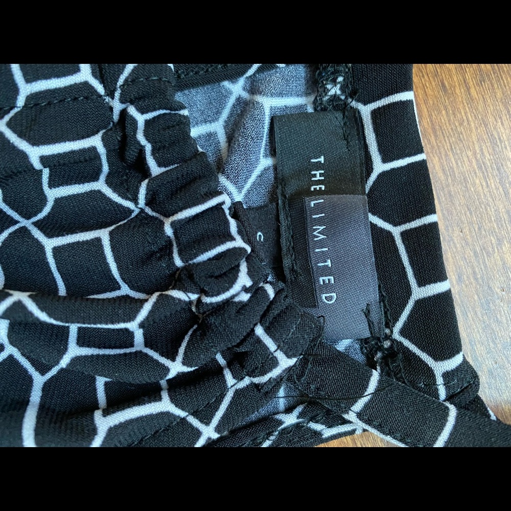 The Limited top - Picture 5 of 7